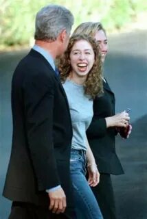 Chelsea Clinton: From Teen into a Young Woman (30 pics) - Iz