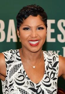 More Pics of Toni Braxton Finger Wave (4 of 14) - Short Hair