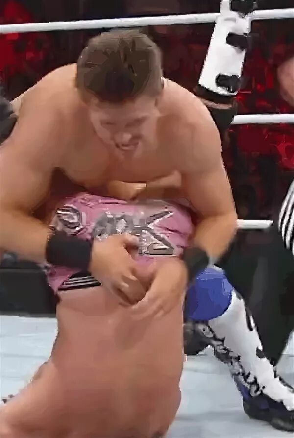Apparently pulling on the tights is the only way Miz can bea
