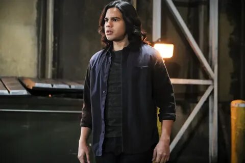 The Flash - Carlos Valdes as Cisco Ramon Tell-Tale TV