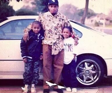 #Eazy_E #Compton #LilEazy_E #BabyEazy_E Eazy-E and his sons 