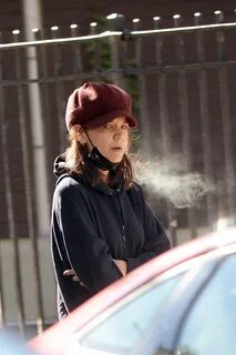 KATIE HOLMES Out Smoking in Brooklyn 10/19/2021 - HawtCelebs