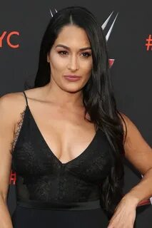 Nikki Bella's Hairstyles & Hair Colors Steal Her Style
