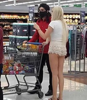 50 Ridiculous People of Walmart That Are on Another Level - 