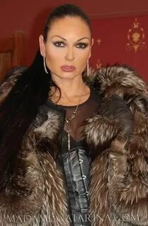 Furendgloves "madame Catarina/ " Leather Mistress Fashion.