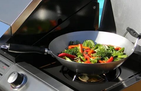 Best Carbon Steel Wok - For Stir Frying Steaming, and Deep F