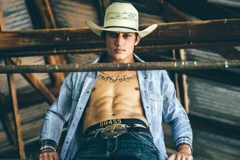 Provocative Wave for Men: Bonner Bolton Pro Rodeo stud shows