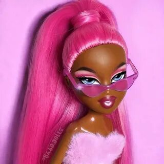 Pin by uwu girl on 7 rings Black bratz doll, Pink aesthetic,