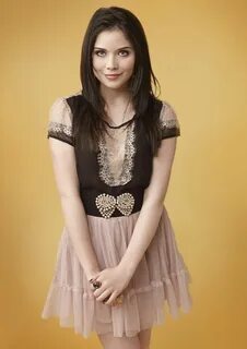 Grace Phipps Birthday, Real Name, Age, Weight, Height, Famil