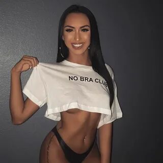 @sahlt on Instagram: "No bra club 💋 top from @fashionnova dc