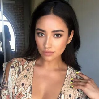 Watch Shay Mitchell Make Neon Nails Look Incredibly Sexy Gla