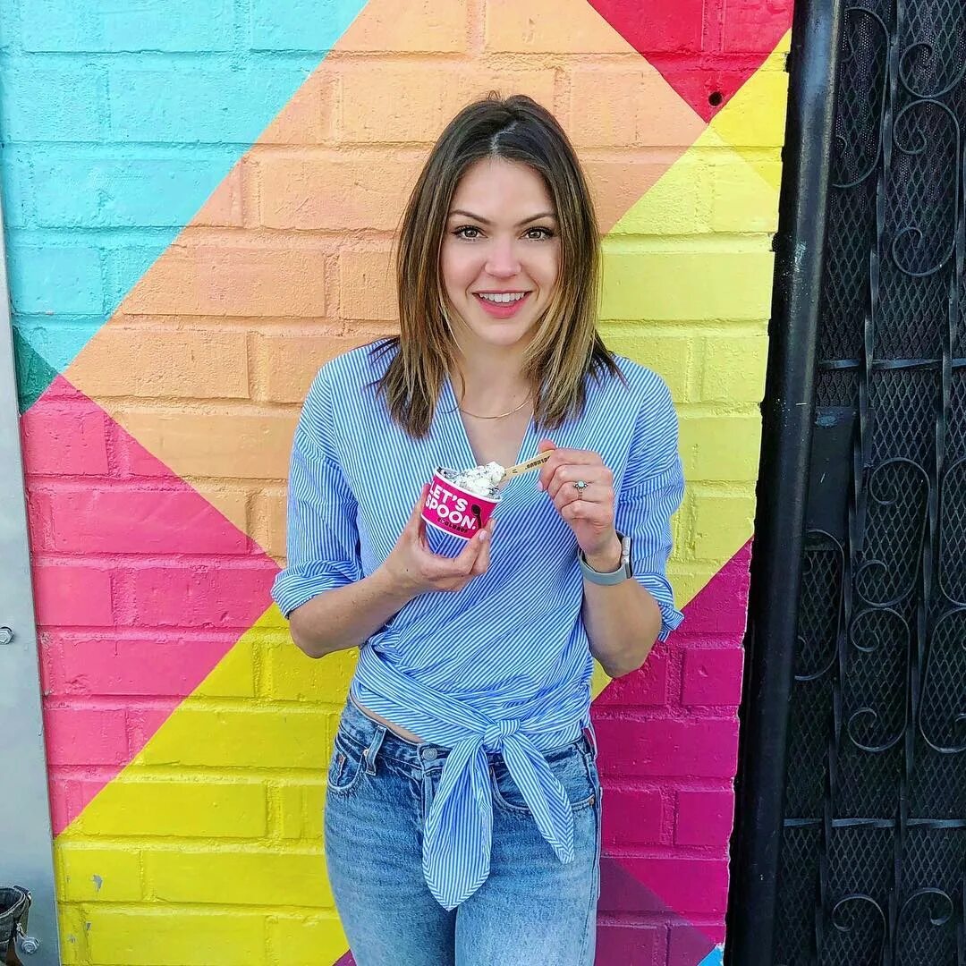 AIMEÉ TEEGARDEN on Instagram: "Let’s spoon.🍦 🌈 🍦 #sundayfunday&quo...