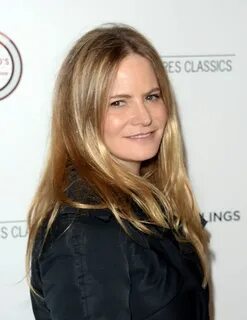 Jennifer Jason Leigh picture