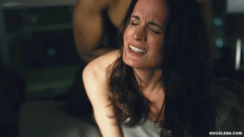 Leaked Elizabeth Reaser Nude And Hot Doggy Sex In Easy