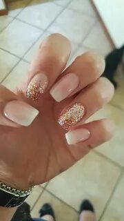 Pin by Paula Mladin on Nails Wedding nails glitter, Gold gli