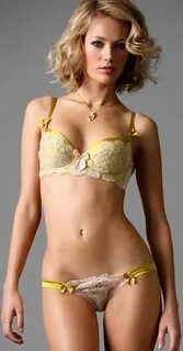 HotPhotoCity.Com: Tatiana Shamratova in Hot Bikini (Fashion 