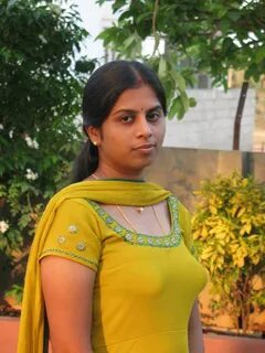 Pin by Cmrajk Rkrajeshkannan on Housewife Girl number for fr