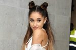 Pin di ❤ Lonely girl ❤ su Ariana Grande ❤ ❤ Acconciature, Ar