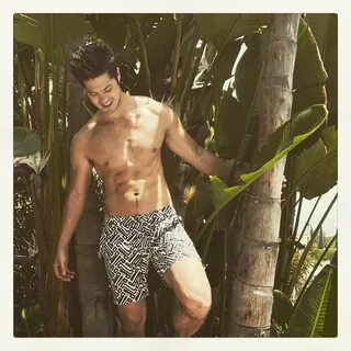 Ross Butler on Twitter: "Found some pants. Found some plants