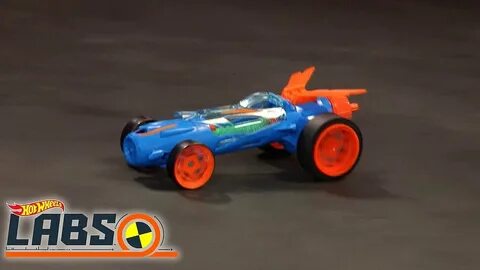 Лаборатория Хот Вилс. Изучаем Упругую Энергию @Hot Wheels Ро