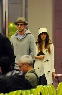 Jessica Biel - At the airport in Italy-04 GotCeleb