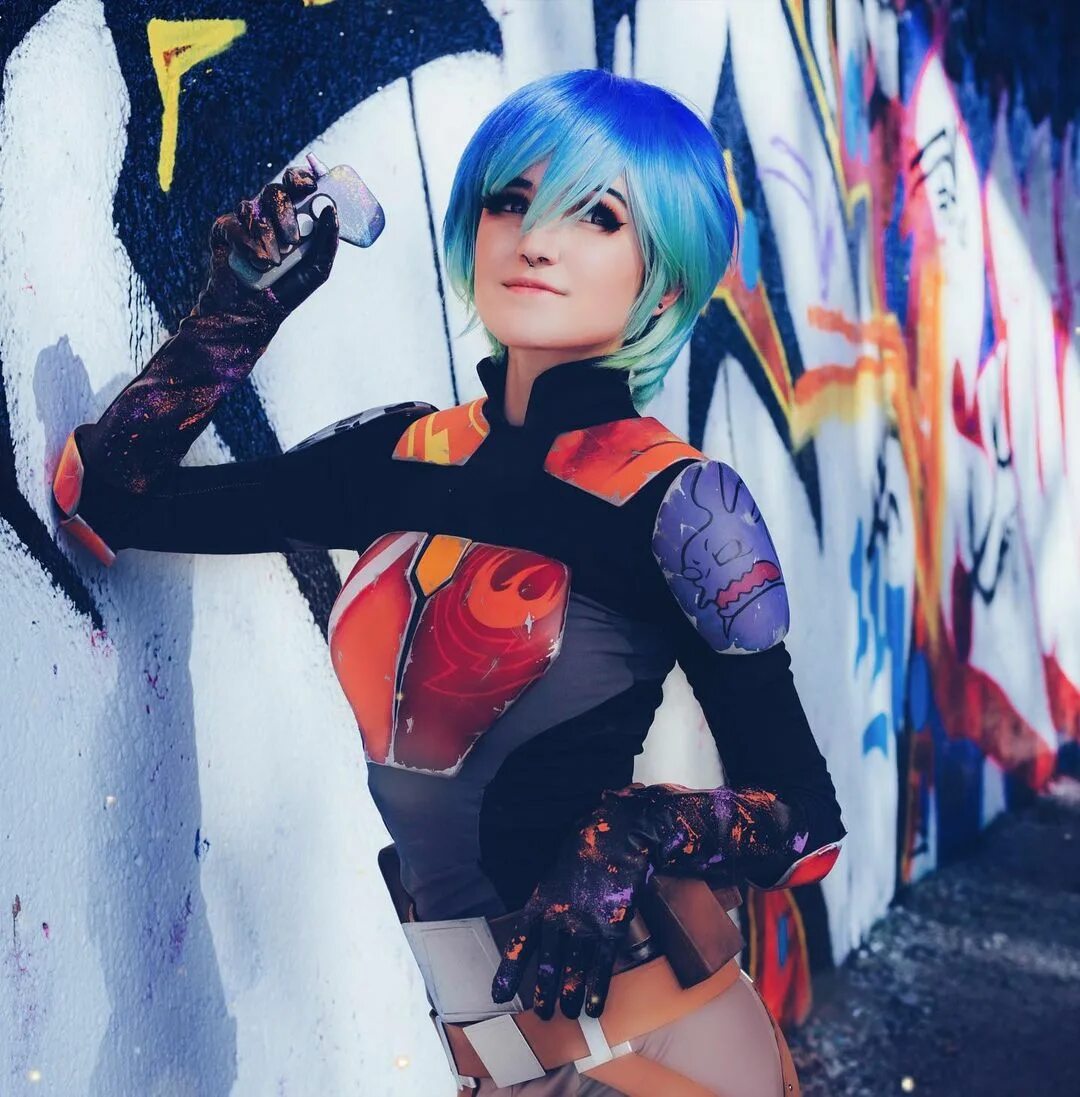 💙 🧡 I explained on my story that all my Sabine costumes are... 