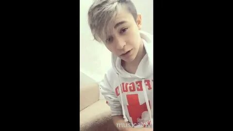 Musical.ly Leondre Devries - YouTube