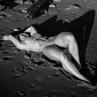 Dana gillespie nude photos