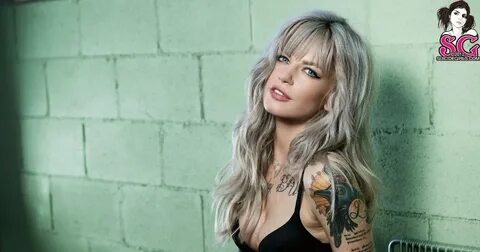 Tattoo & Ink: SuicideGirls - Vice - Green Hell