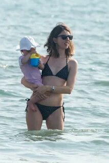 Sofia Coppola took her daughter Cosima late August 2011 swim