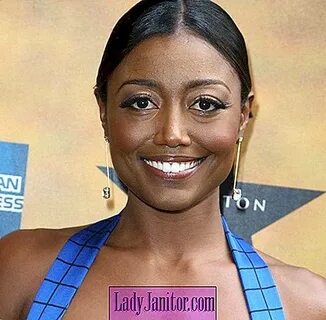 Berita: 'Setiausaha Madam' Star Patina Miller Bercakap Kesej