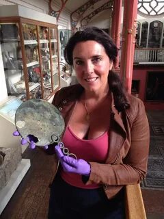 ScienceWorld: Bettany Hughes Nina's Soap Bubble Box