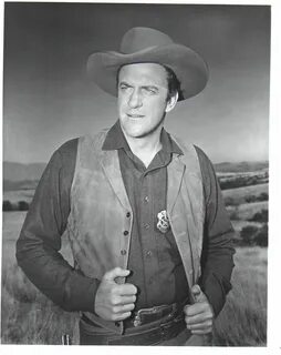 JAMES ARNESS Gunsmoke Western 8 x 10 Glossy Photo Collectibl