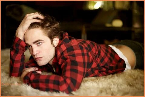 Robert Pattinson Gallery