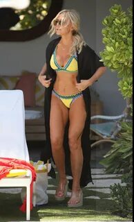 Shannon Beador:In bikini relaxing poolside in Miami-17 GotCe