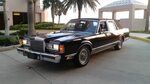File:1989 lincoln town car.jpg - Wikimedia Commons