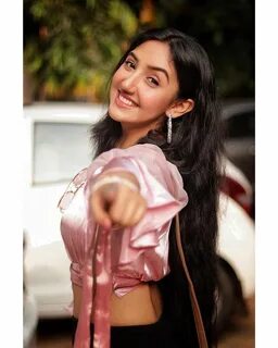 Indian Television Actress Ashnoor Kaur Hot Latest Images & H