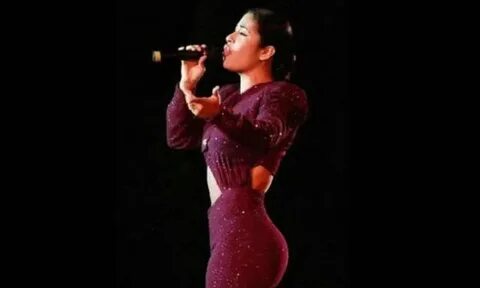 WATCH: Selena Quintanilla shut down butt implant rumors like
