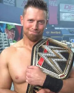 WWE News Updates's tweet - "The Miz - New WWE Champion 🔥 🔥 🔥