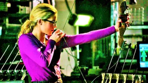 Felicity Smoak Wallpaper - Felicity Smoak Wallpaper (3813474