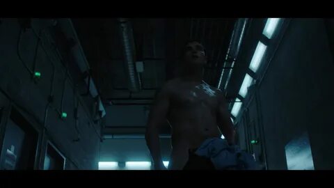 Casperfan: Joshua Orpin naked bum in Titans S02E06