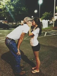 Cuuuttee Country relationship goals, Taller girlfriend, Cute