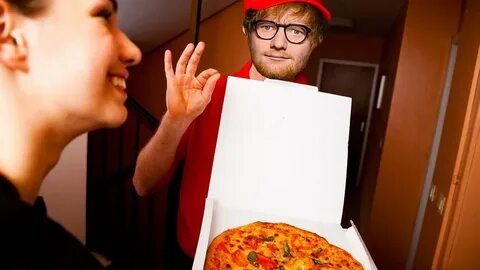 Rührende Geste! Ed Sheeran liefert Pizza an seine Fans! - Yo