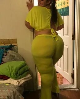 Millie Carter AKA Juicy D - Asses Photo