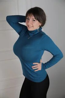 Samanta Lily Turtleneck Sweater - Prime Curves