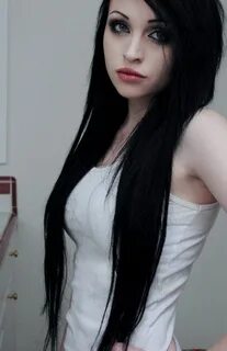 long black hair on Tumblr Long black hair, Long hair styles,