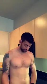 Joey Salads (youtuber) flashing his Dick on snapchat br br F