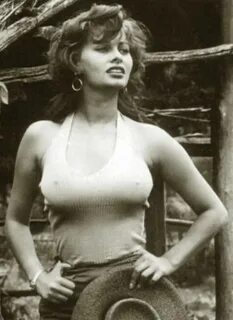 Sophia Loren, fue elegida Miss Piincipessa del Mare en 1949,