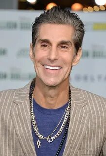 Perry Farrell Net Worth, Biography, Age, Weight, Height
