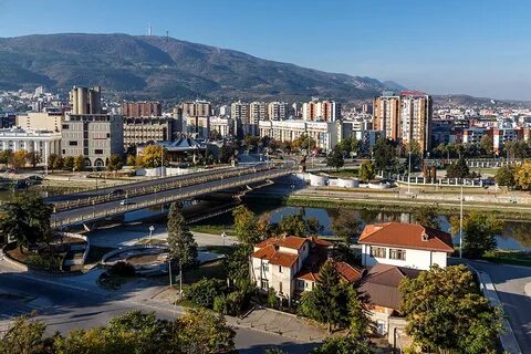 Македония. Скопье - город биполярного устройства. Неправильн